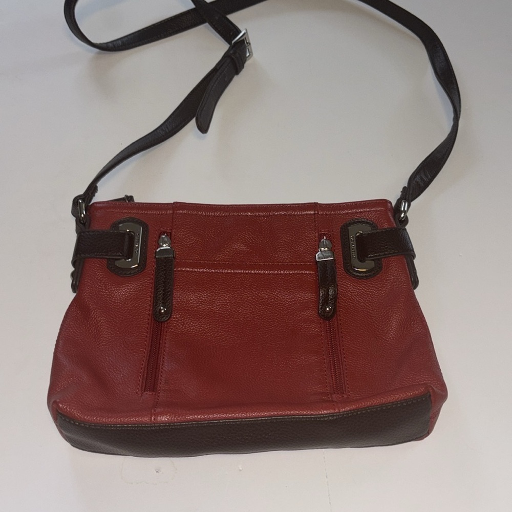 TIGNANELLO…Elegant Red and Brown Leather Shoulder Bag Silver Hardware